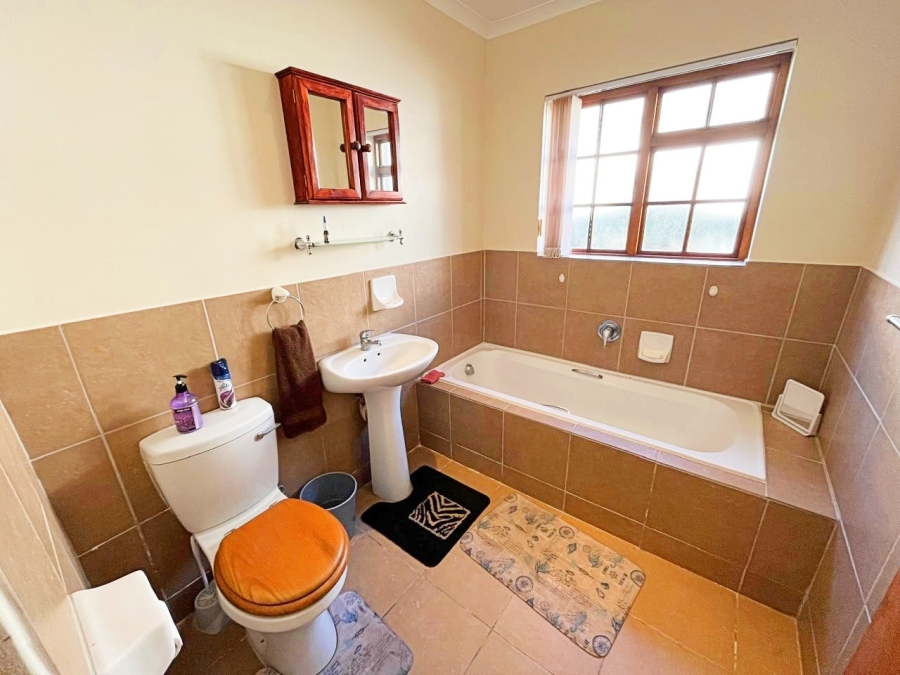 2 Bedroom Property for Sale in The Village Western Cape